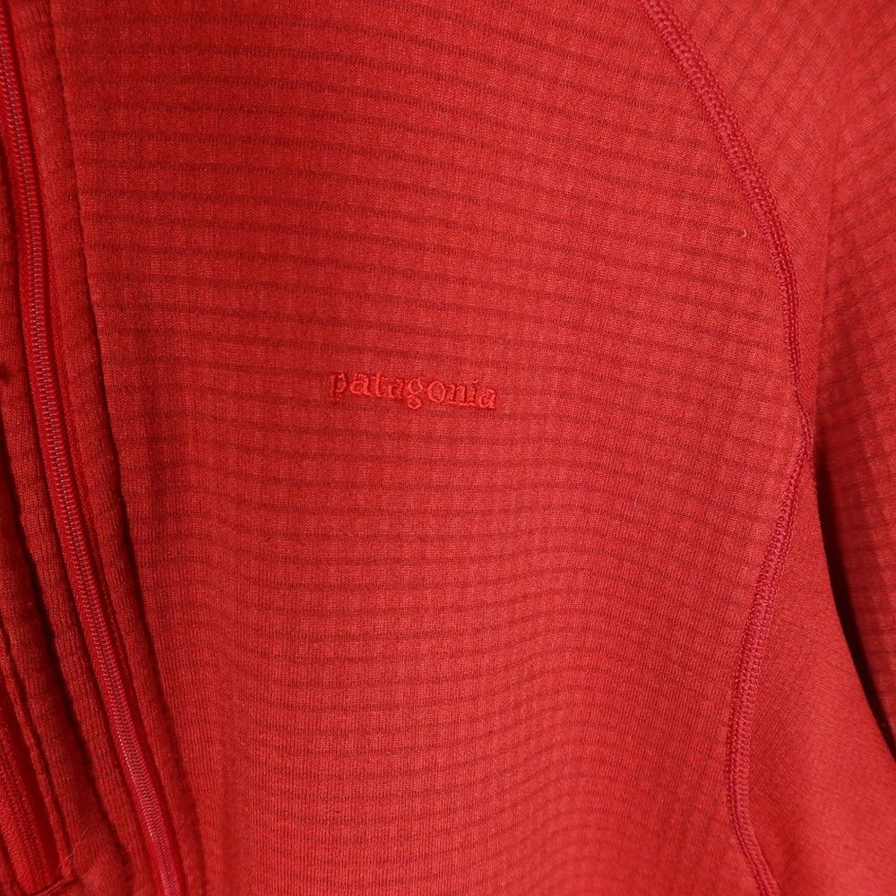 PATAGONIA Red Grid Fleece R1 1/4 Zip Pullover Jacket Size M - Picture 4 of 9